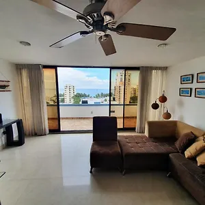 Acogedor Con Excelente Vista Al Mar. Apartamento Santa Marta (Magdalena)