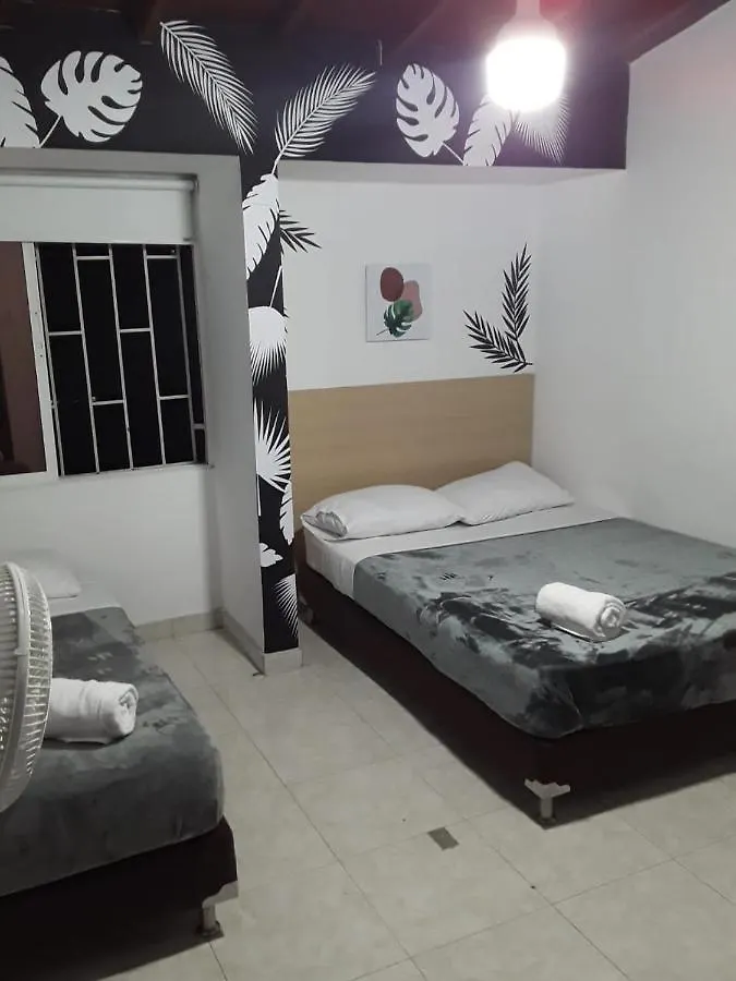 Primavera Hotel Medellín 2*,